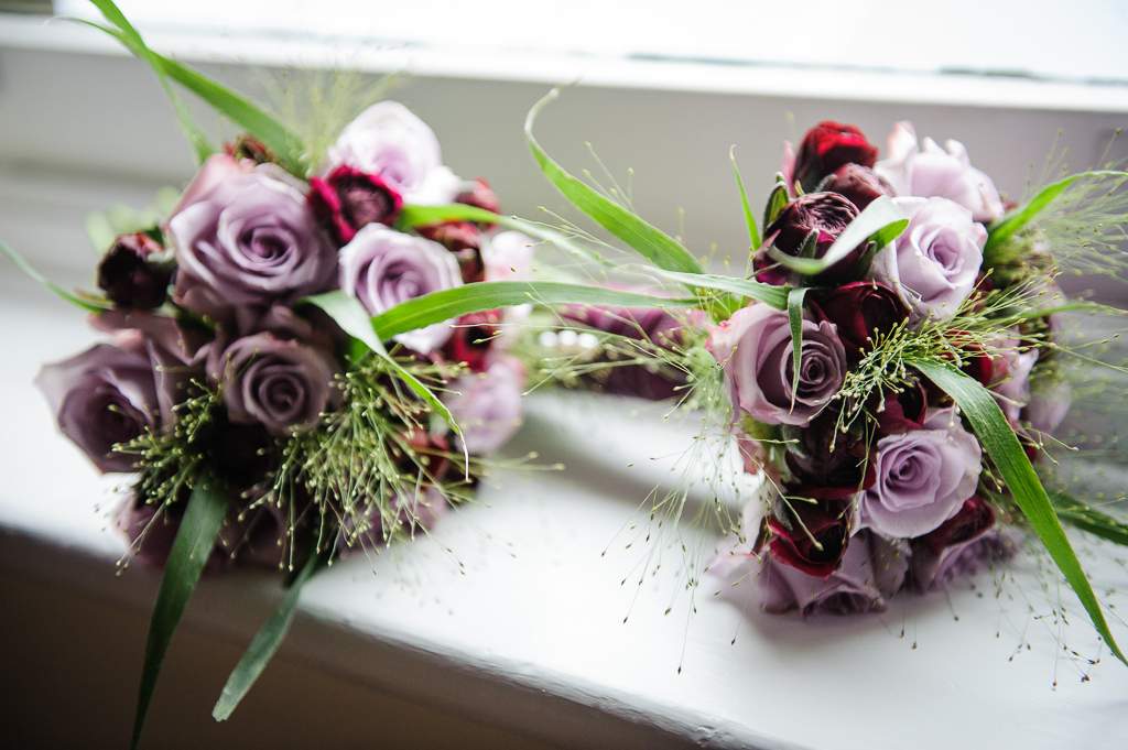 purple and green wedding flowers