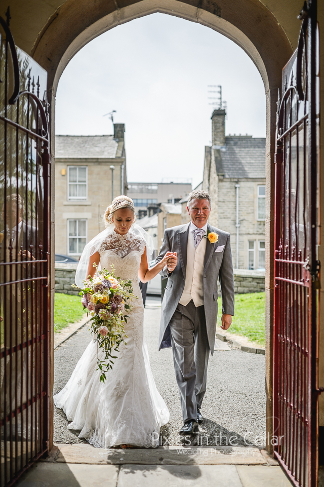Saddleworth hotel wedding reception-27