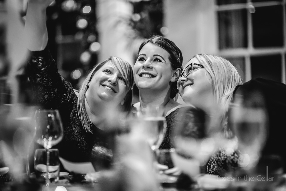 wedding guest selfies