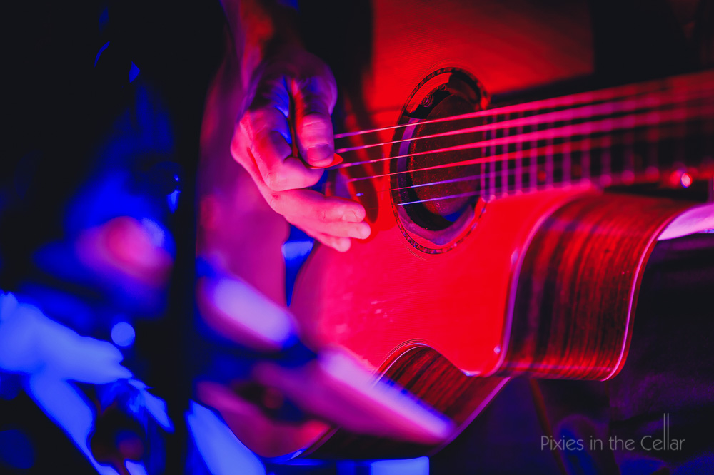 guitar red disco lights