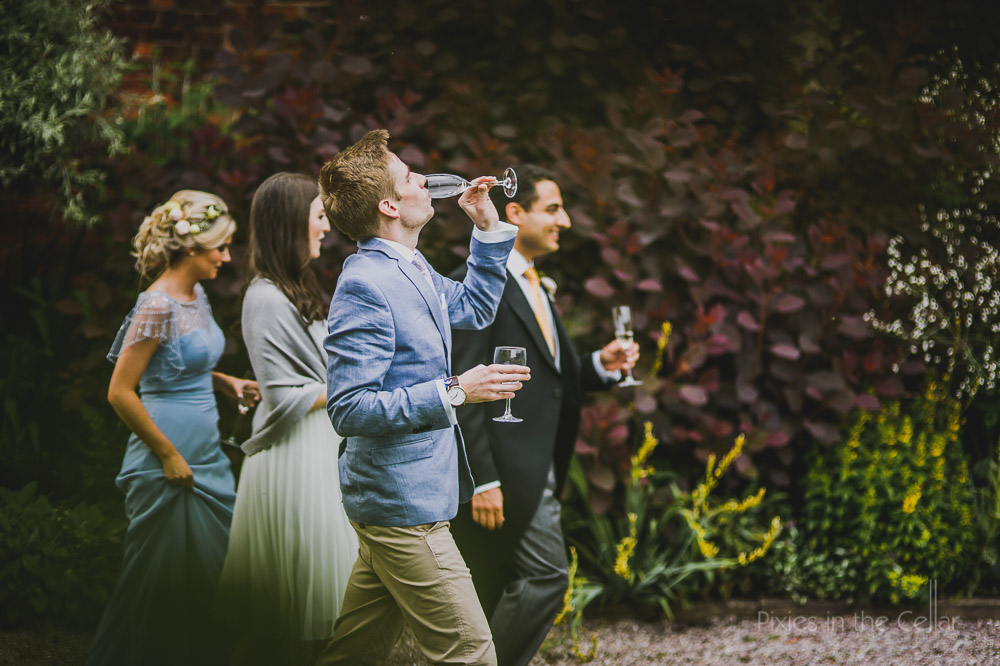 wedding guests and champagne