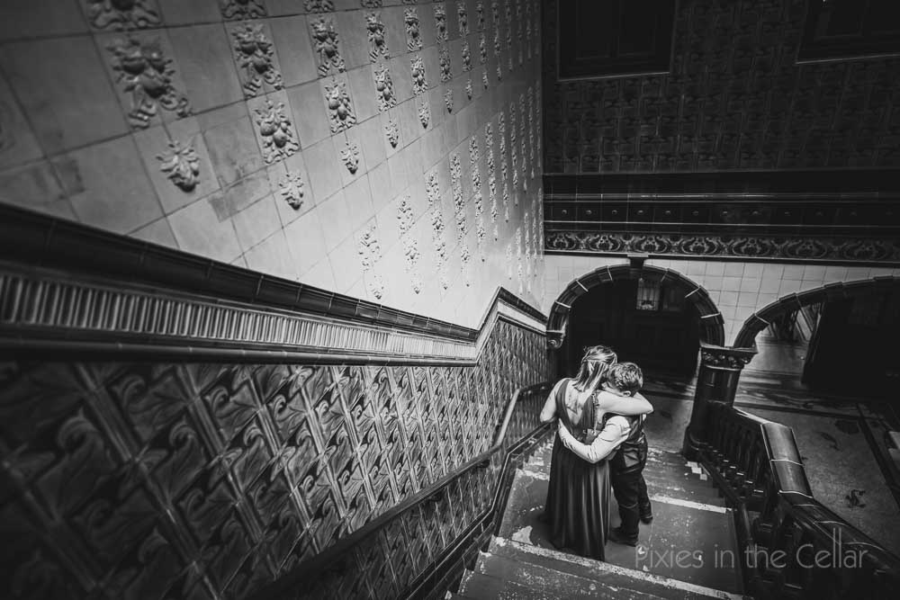 timeless wedding photo moments