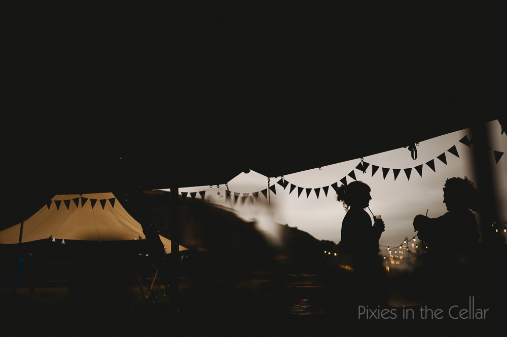 Tipi wedding English summer photo
